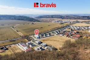 Prodej prostorné moderní novostavby bytu 2,5+kk, 56 m2, Lipůvka u Brna, balkon, parkovací stání a sklep v ceně