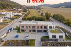 Prodej prostorné moderní novostavby bytu 2,5+kk, 56 m2, Lipůvka u Brna, balkon, parkovací stání a sklep v ceně