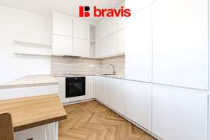 Pronájem bytu 2+kk, Brno - střed, ul. Nové sady, novostavba, první nájemník, balkon, garážové stání