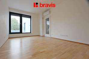 Podnájem bytu 3+kk,  ulice Úpatní, Brno - Nový Lískovec, balkon, klimatizace, možnost parkování