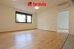 Podnájem bytu 3+kk,  ulice Úpatní, Brno - Nový Lískovec, balkon, klimatizace, možnost parkování