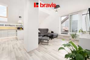 Pronájem moderního bytu 3+kk, ul. Višňová, Moravany u Brna, terasa, garáž, park. stání, klimatizace