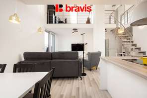 Pronájem moderního bytu 3+kk, ul. Višňová, Moravany u Brna, terasa, garáž, park. stání, klimatizace