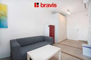 Prodej bytu 1+kk, Brno - Nový Lískovec, ul. Rybnická, zařízený, klimatizace, v blízkosti Campus Square