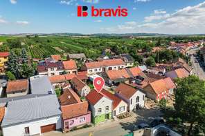 Prodej RD 2+1 s vinným sklepem, Rakvice - Břeclav, po rekonstrukci, zahrádka
