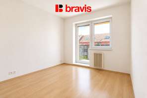 Pronájem bytu 3+kk, Brno - Řečkovice, Nachová ulice, částečně zařízený, balkon, sklep, žádaná lokalita