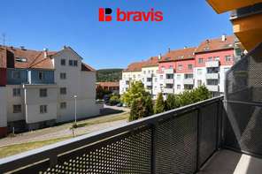 Pronájem bytu 3+kk, Brno - Řečkovice, Nachová ulice, částečně zařízený, balkon, sklep, žádaná lokalita