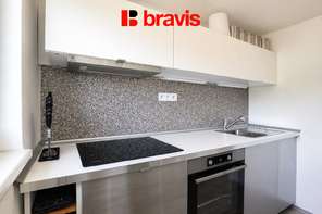Pronájem bytu 1+1 35 m², Brno - Bohunice ul. Neužilova, balkon, vybavený