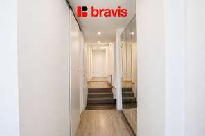 Pronájem bytu 1+1 35 m², Brno - Bohunice ul. Neužilova, balkon, vybavený