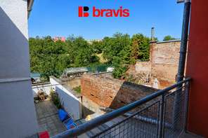 Pronájem bytu 1+1 35 m², Brno - Bohunice ul. Neužilova, balkon, vybavený