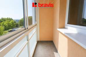 Pronájem bytu 3+1, Brno-Komín, ul. Urxova, lodžie, komora
