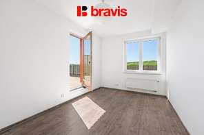 Výjimečný byt 4+kk se střešní terasou 50 m², ul. U Leskavy, Brno – Starý Lískovec, parkovací staní
