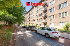 Prodej bytu 2+1, Brno - Královo Pole, OV, balkon, žádaná lokalita, ulice Pešinova