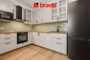 Prodej bytu 2+1, 61 m² s balkonem, Brno - Židenice, ulice Karáskovo náměstí