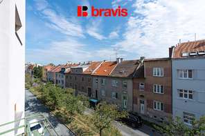 Prodej bytu 2+1, 61 m² s balkonem, Brno - Židenice, ulice Karáskovo náměstí