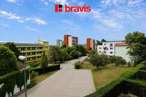 Pronájem bytu 3+kk, Brno - Žabovřesky, ulice Bochořákova, částečně zařízený, terasa, sklep, 2x parkovací stání