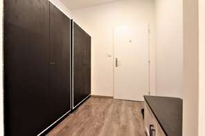 Pronájem bytu 2+kk na ulici Hraničky, Brno-Bohunice, zahrada, balkon, parkovací místo v ceně
