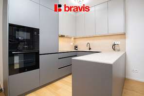 Pronájem bytu 2+kk, Pekárenský Dvůr, ul. Bratislavská, novostavba, garážové stání, balkon