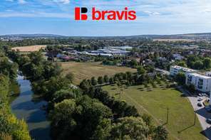 Prodej bytu 1+kk, ul. Bernáčkova, Brno - Dolní Heršpice, garáž, sklep, komora, balkon, klimatizace, 60 m²