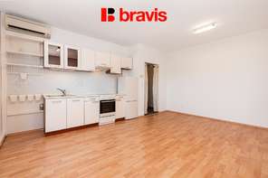 Prodej bytu 1+kk, ul. Bernáčkova, Brno - Dolní Heršpice, garáž, sklep, komora, balkon, klimatizace, 60 m²