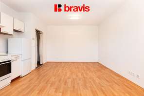 Prodej bytu 1+kk, ul. Bernáčkova, Brno - Dolní Heršpice, garáž, sklep, komora, balkon, klimatizace, 60 m²
