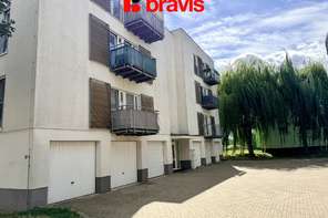 Prodej bytu 1+kk, ul. Bernáčkova, Brno - Dolní Heršpice, garáž, sklep, komora, balkon, klimatizace, 60 m²