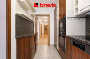 Pronájem bytu 3+kk, Brno - Starý Lískovec, ulice U Leskavy, šatna, částečně zařízený, balkon