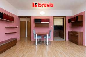 Pronájem bytu 3+kk, Brno - Starý Lískovec, ulice U Leskavy, šatna, částečně zařízený, balkon