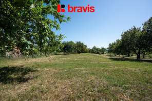 Prodej stavebního pozemku 1 854 m², Moravany