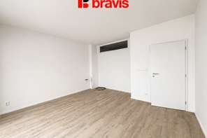 Prodej prostorné moderní novostavby bytu 2,5+kk, 56 m2, Lipůvka u Brna, balkon, parkovací stání a sklep v ceně