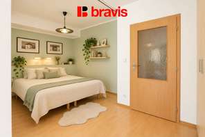 Pronájem prostorného bytu 1+kk se spací nikou, Brno - Staré Brno, ulice Vodní, balkon, kompletně zařízený