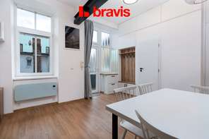 Pronájem bytu 1+kk se spací nikou, Brno - Zábrdovice, ul. Bratislavská, částečně zařízené, blízko do centra