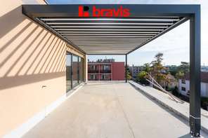 Prodej novostavby luxusního bytu 4+kk, 103,4 m², Horní Heršpice, terasa s dechberoucím výhledem 57,24 m², 2x parkování, sklep