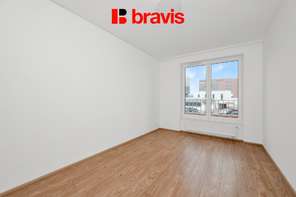 Pronájem bytu 3+kk, Palác Trnitá, balkon, sklep, garážové stání, naproti OC Vaňkovka