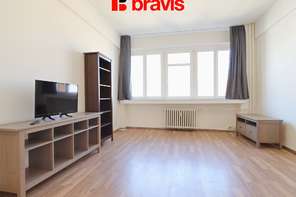 Pronájem bytu 2+1+pracovna, ul. Cihlářská, balkón, internet