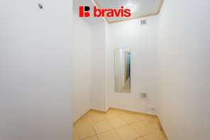 Prodej krásného bytu, klidná lokalita nedaleko centra, 2+1, 60 m², balkon, prostorná šatna, Brno - Štýřice, ulice Strž