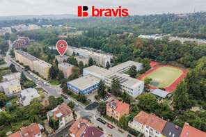 Prodej krásného bytu, klidná lokalita nedaleko centra, 2+1, 60 m², balkon, prostorná šatna, Brno - Štýřice, ulice Strž