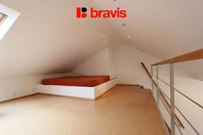 Pronájem bytu 2+kk, ul. Dřevařská, Brno - Veveří, částečně zařízený, klimatizace, spací galerie, šatna, dvě terasy