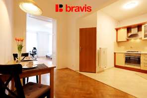 Prodej prostorného bytu 1+1, ulice Slovákova, Brno - Veveří, zařízený, výtah, komora, sklep