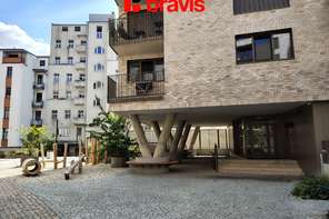 Pronájem garážového stání Pekárenský dvůr, Brno -  Zábrdovice, 13 m²