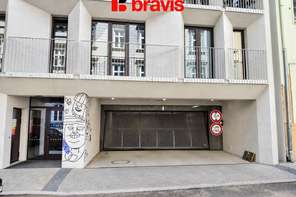 Pronájem garážového stání Pekárenský dvůr, Brno -  Zábrdovice, 13 m²