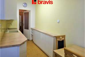 Pronájem bytu 2+1, Sokolnice u Brna, částečně zařízené, lodžie, výborná dostupnost do Brna, ul. Nová