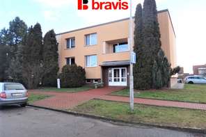 Pronájem bytu 2+1, Sokolnice u Brna, částečně zařízené, lodžie, výborná dostupnost do Brna, ul. Nová