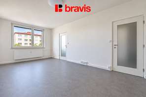 Pronájem prostorného bytu 3+1, 75 m², balkon, sklep, Brno – Turgeněvova