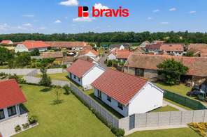 Prodej novostavby 3+kk se zahradou 362 m² ve Vítonicích u Znojma, tepelné čerpadlo, klimatizace