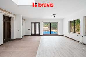 Atypický dům 217 m2 s pozemkem 2.794 m² – jedinečná příležitost pro výjimečné bydlení