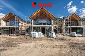 Prodej moderního bytu 2+kk se zahradou 325 m² v srdci Beskyd – Ostravice, projekt FOX ROX, parkování, sklad