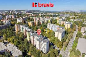 Prodej bytu 3+1 na ulici Gruzínská, Brno - Bohunice, spoustu úložného prostoru, lodžie