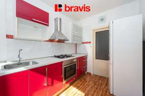 Prodej bytu 3+1 na ulici Gruzínská, Brno - Bohunice, spoustu úložného prostoru, lodžie