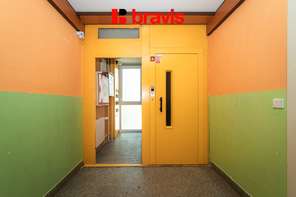 Prodej bytu 3+1 na ulici Gruzínská, Brno - Bohunice, spoustu úložného prostoru, lodžie